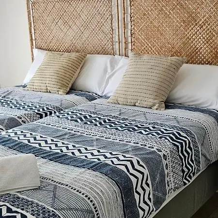 Ainara Luxury