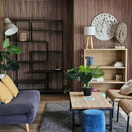 Ainara Luxury