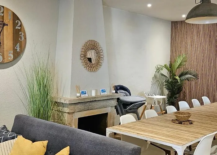 Ainara Luxury فيلة *